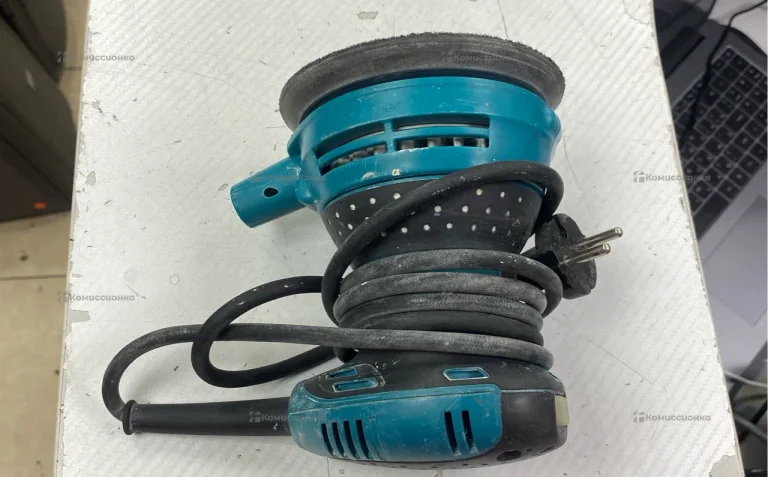 Эксцентриковая шлифмашина makita BO5030