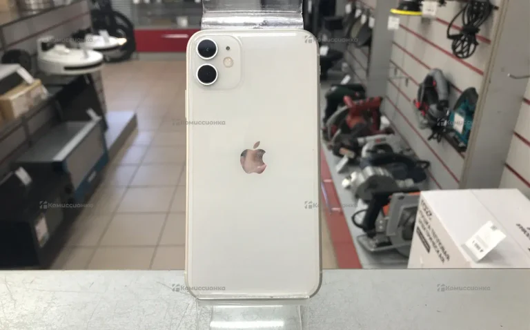 Apple Iphone 11 64 ГБ