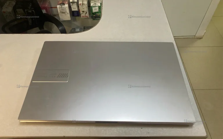 Ноутбук  ASUS Vivo book e1504f
