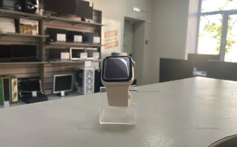 Часы  Apple Watch SE 2024 40mm