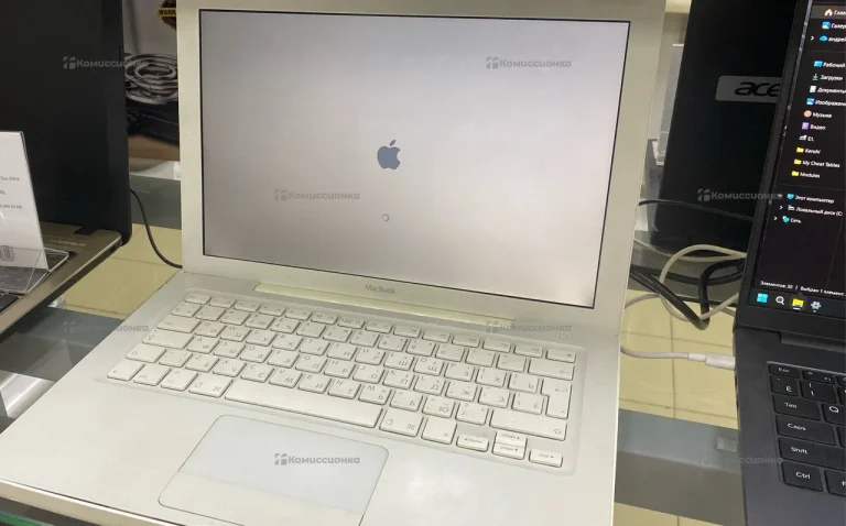 Ноутбук MacBook OS X Lion 10.7.5