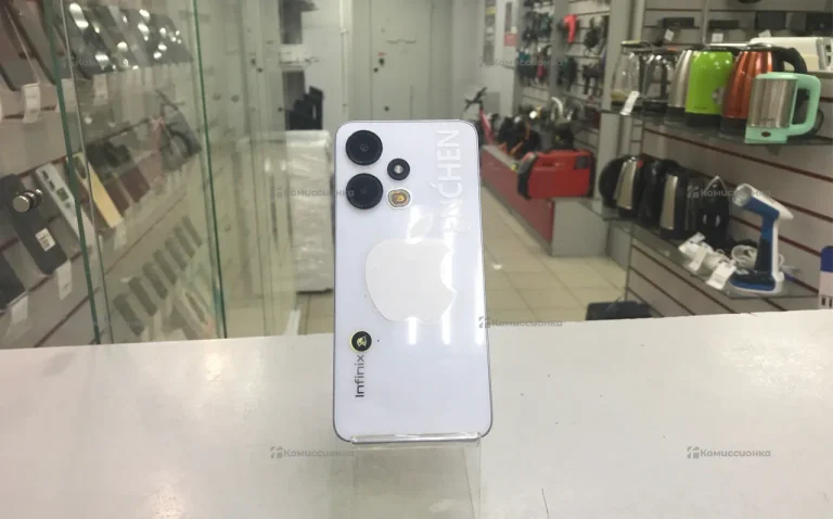 Infinix Hot 30i 4/64 ГБ