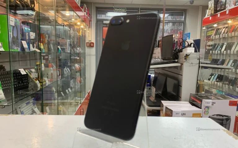 Apple iPhone 7 Plus 3/32 ГБ