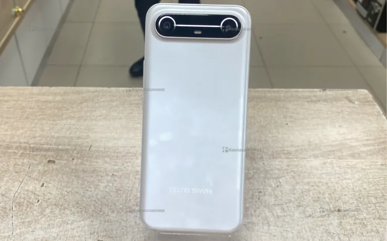 Tecno spark slim 8/256Gb