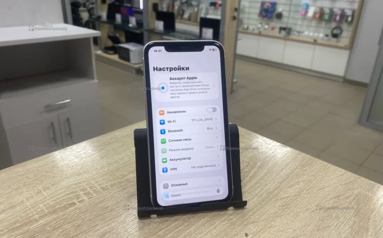 Apple iPhone 11 4/64 ГБ