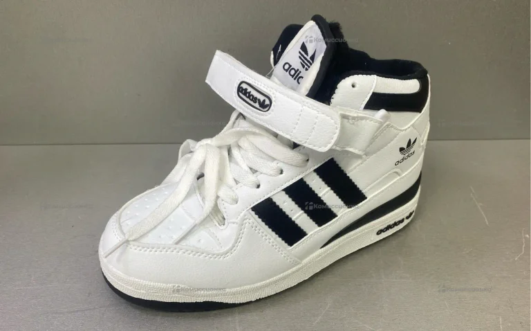 Кроссовки Adidas 37p зима