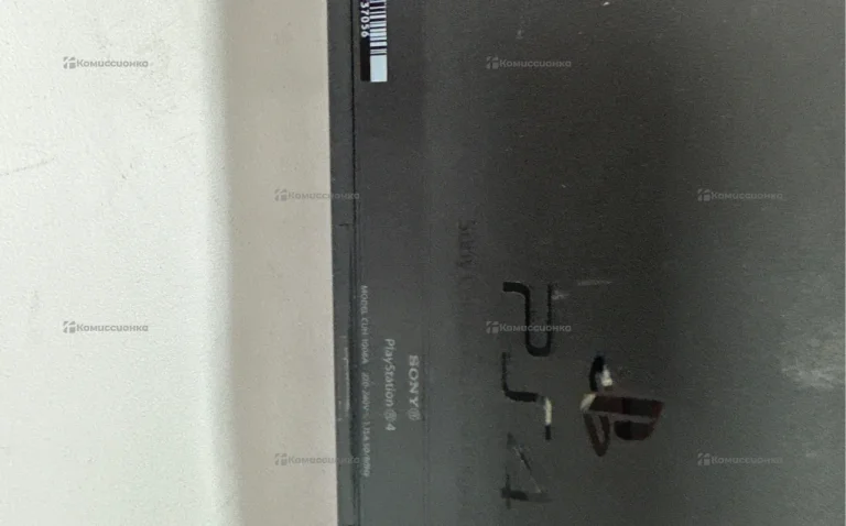 Приставка Sony PS4 Fat 500Gb.
