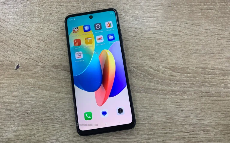 Tecno Spark Go 2024 4/64 ГБ