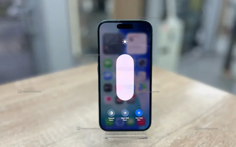 Apple iPhone 16 8/256 ГБ