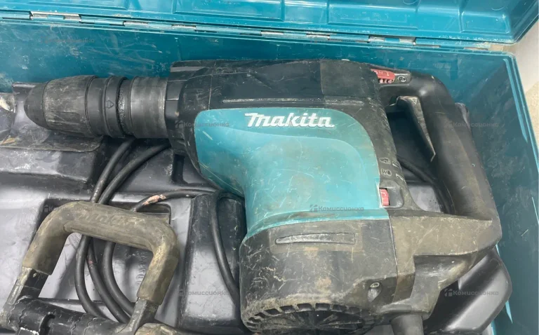 Перфоратор makita HR4501C
