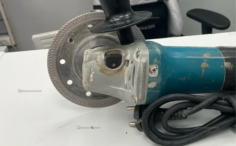 УШМ makita GA5030