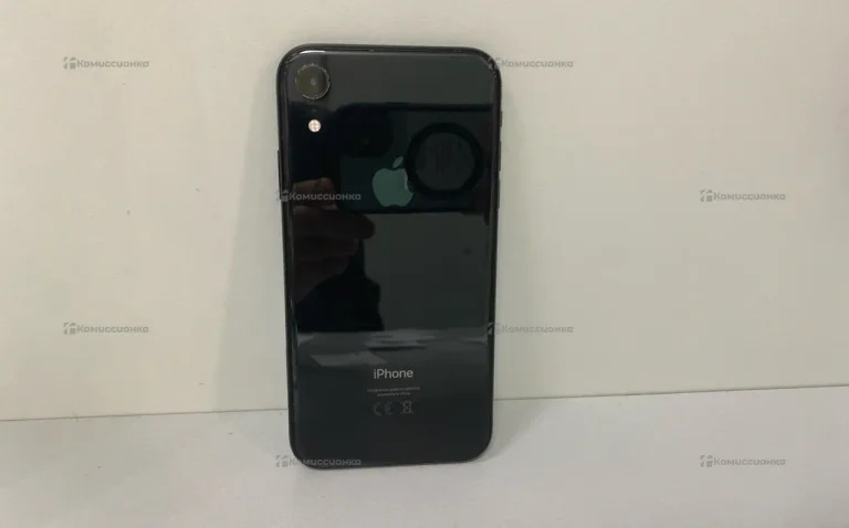 Apple iPhone XR 3/64 ГБ