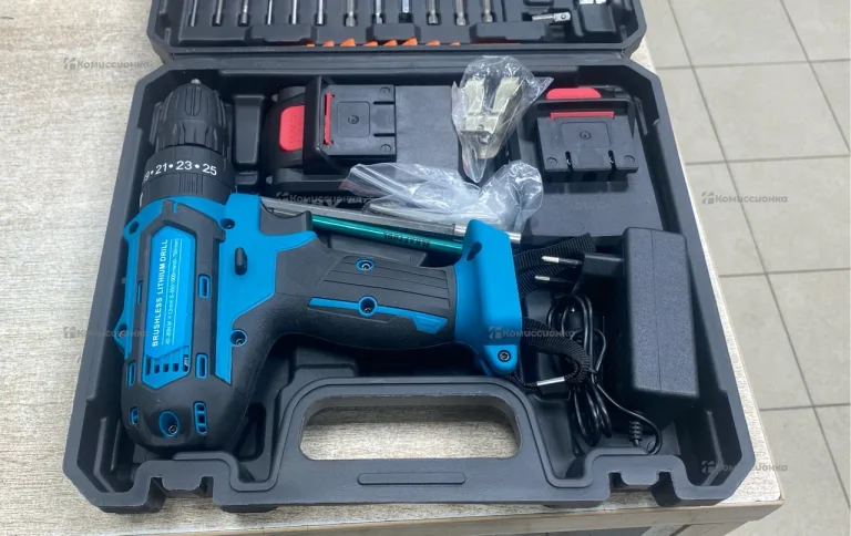 Шруповерт Makita реплика