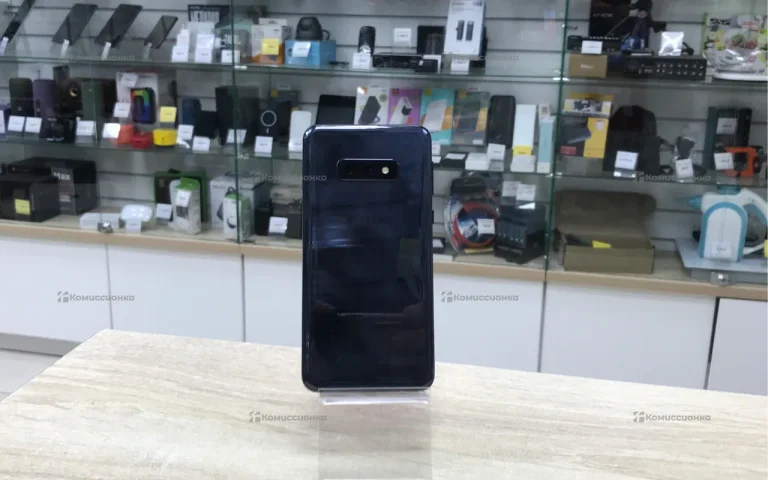 Samsung Galaxy S10e 6/128 ГБ