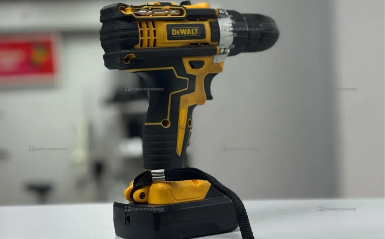 Аккумуляторный шуруповерт DeWalt Реплика