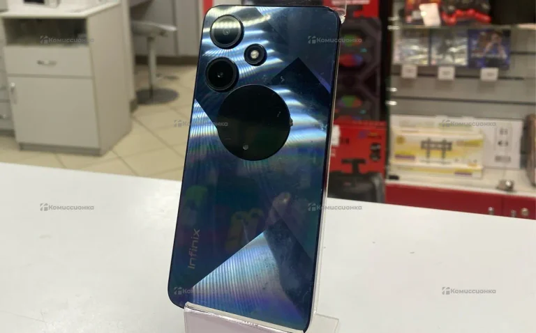 Infinix Hot 30i 4/64 ГБ