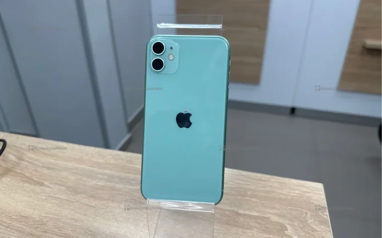 Apple iPhone 11 4/64 ГБ