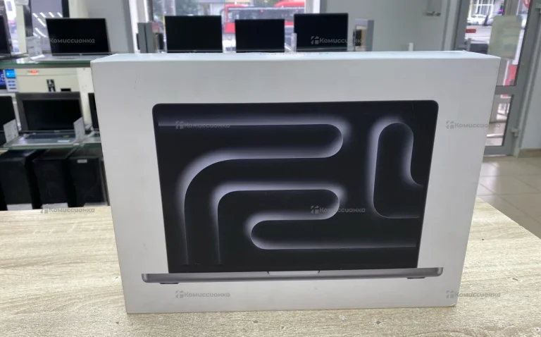 Ноутбук  Apple MacBook Pro M3 8/512 Gb