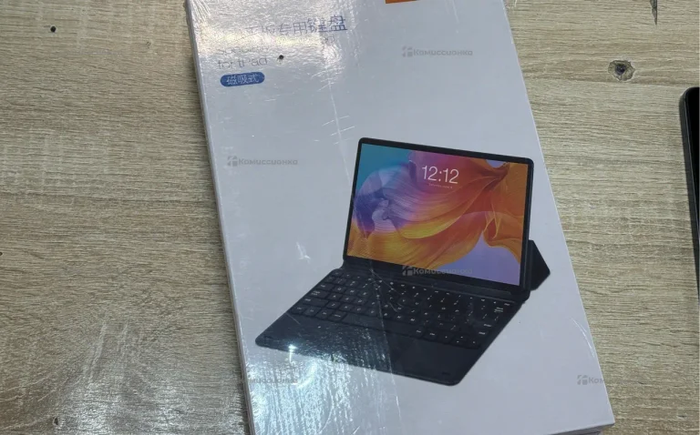 Магнитный чехол-клавиатура Teclast M40SE