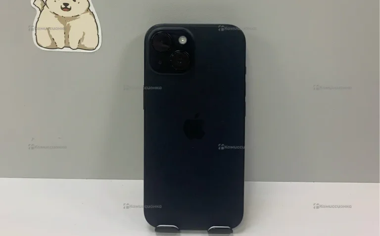 Apple iPhone 15 6/128 ГБ