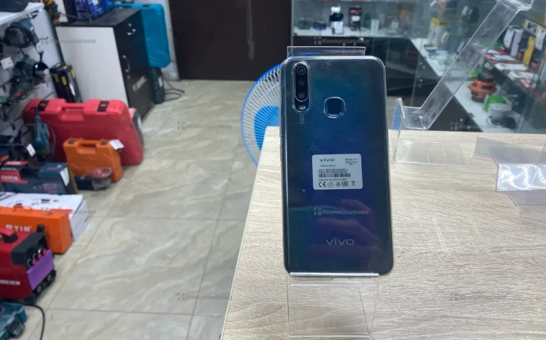 Vivo Y17 8/256 ГБ