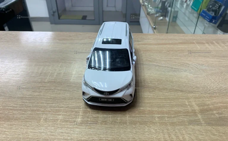 Игрушка sienna Toyota