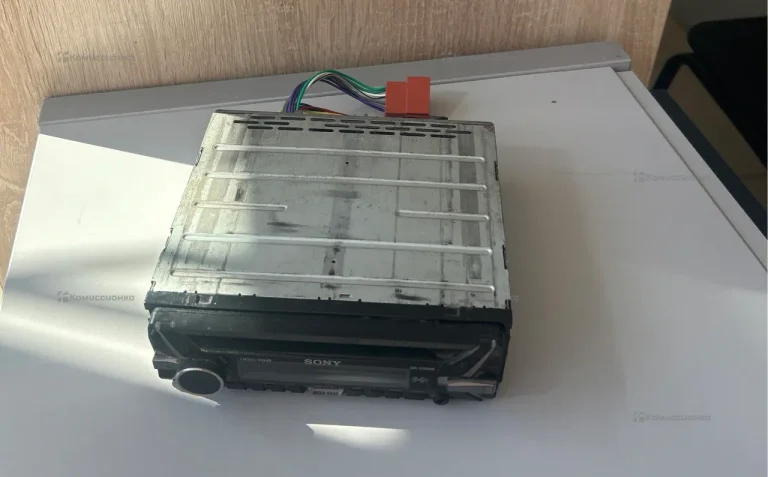 Автомагнитола  Sony