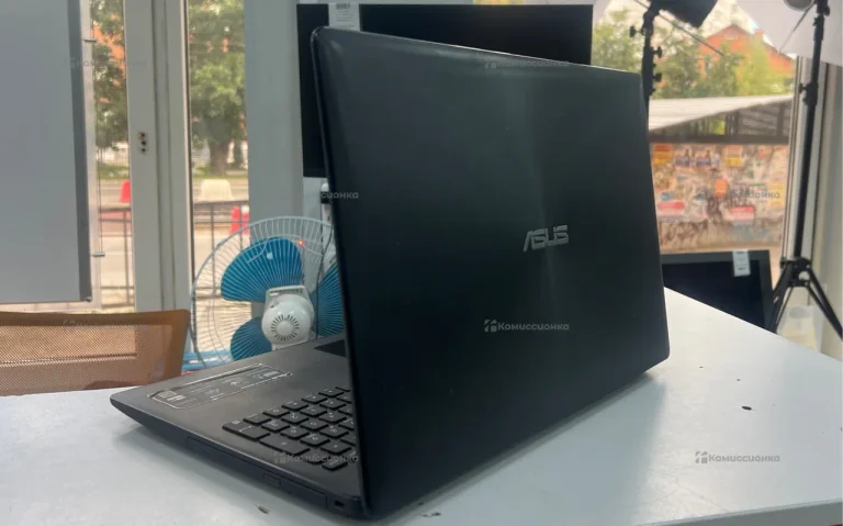 Ноутбук  ASUs x555m
