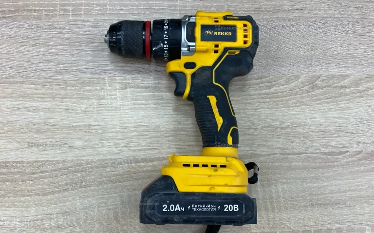 Шуруповерт Rekkr