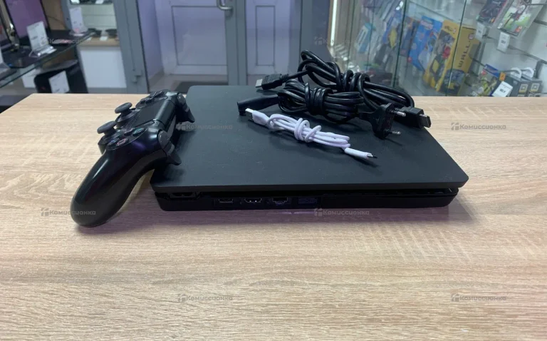 Приставка Sony PS4 Slim 500 ГБ.
