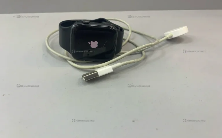 Часы  Apple Watch 5 44mm