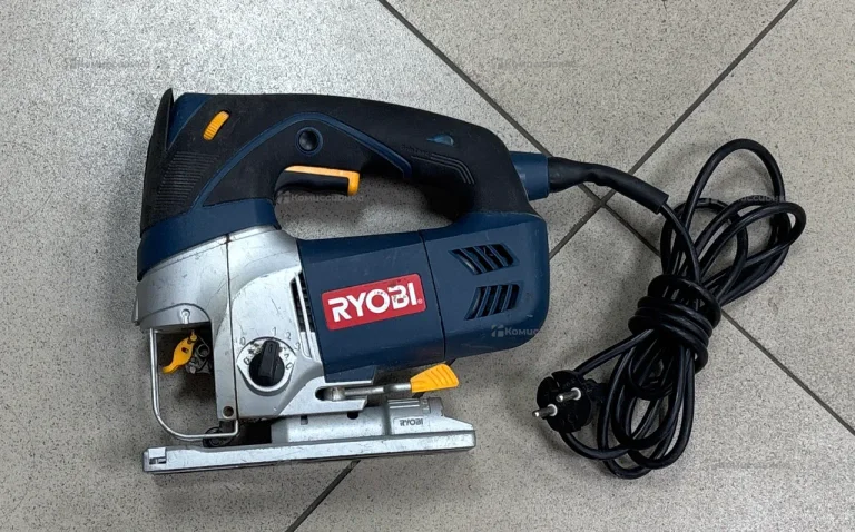 Электролобзик Ryobi EJS-710QEO