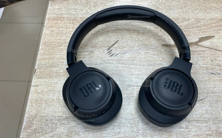 Наушники JBL Tune 720