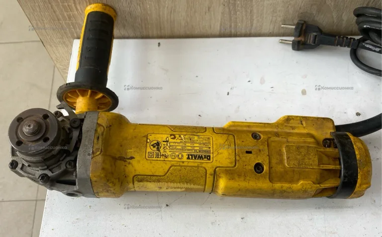 УШМ dewalt DWE4238
