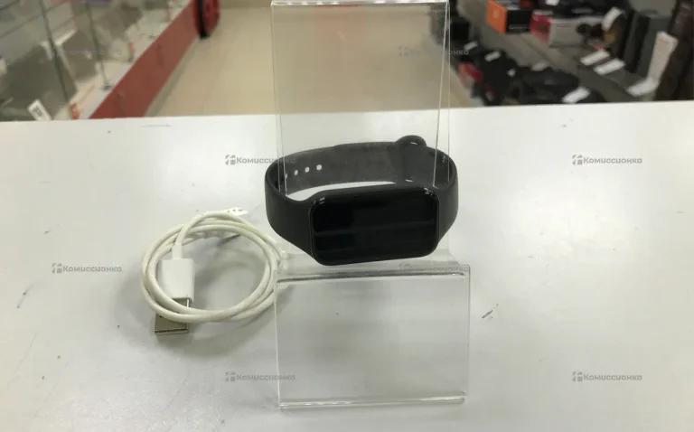 Часы  Xiaomi Band 8