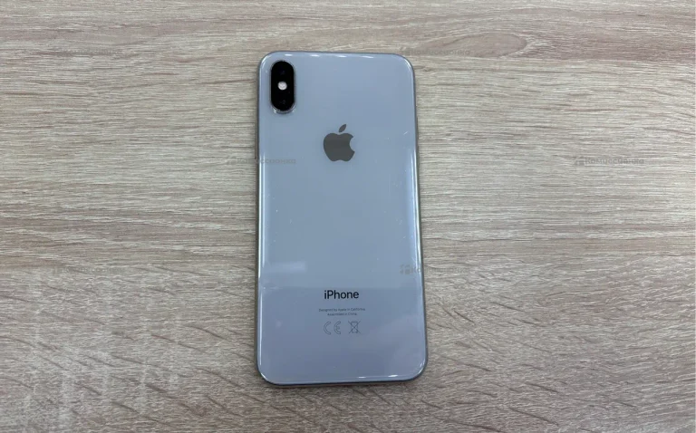Apple iPhone X 3/64 ГБ