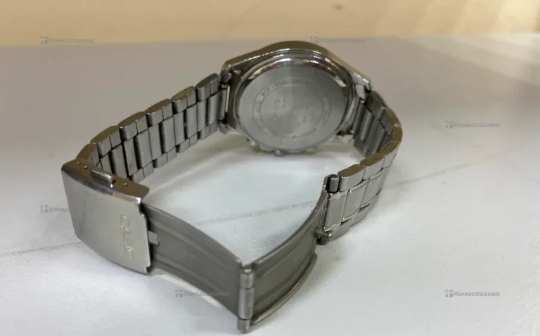 Часы  Casio WR 50M