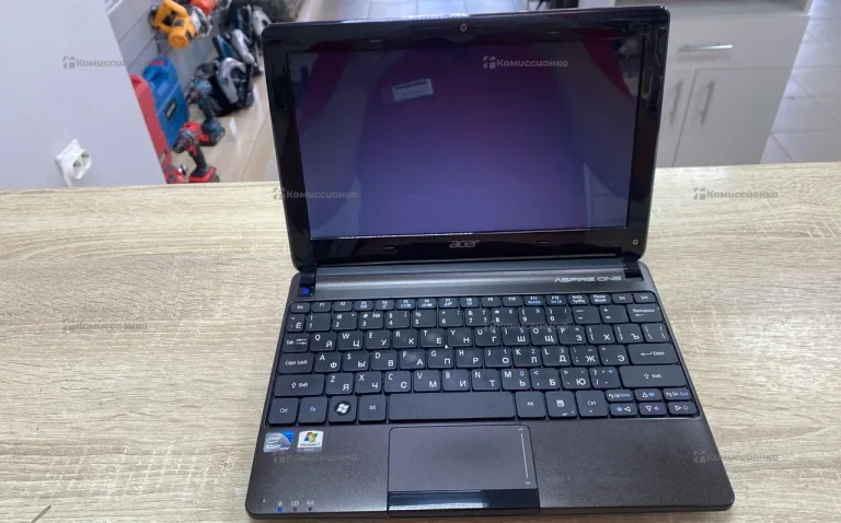 Нетбук Acer Aspire One D270-266BB