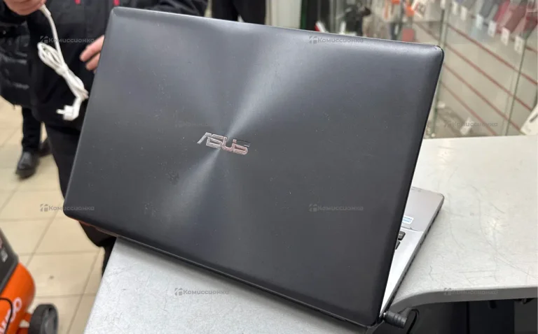 Ноутбук Asus X550CA