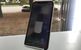 Apple iPhone 11 4/64 ГБ