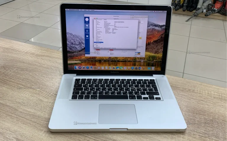 Ноутбук  MacBook Pro 2010 15 inch