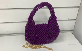 Шкатулка из бусин фиолетовая