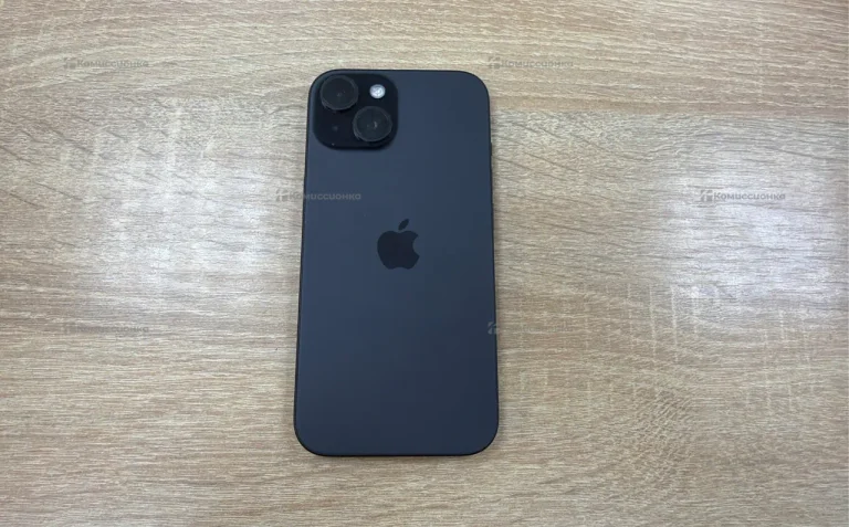 Apple iPhone 15 6/128 ГБ