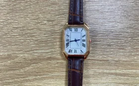 Часы  прямоугольной формы