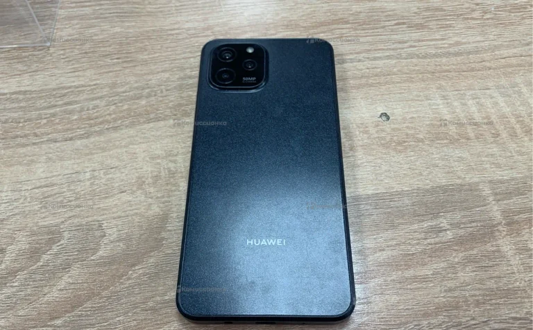 Huawei nova Y61 4/128 ГБ