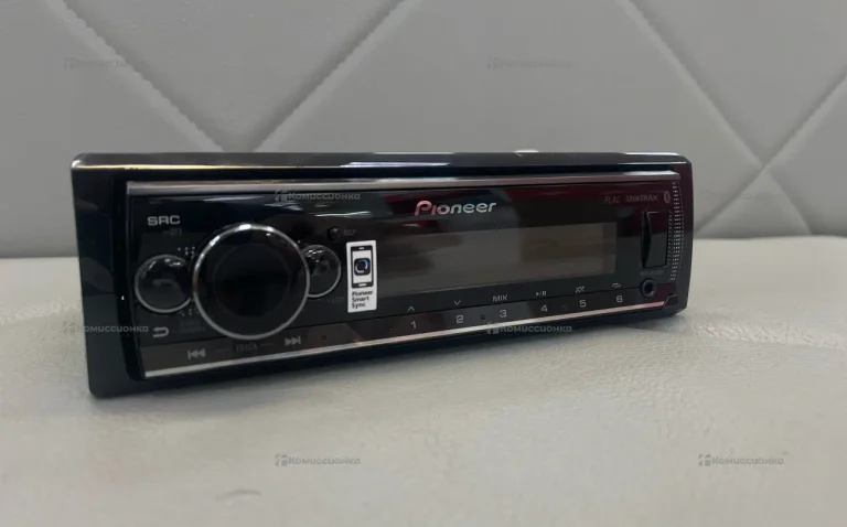 Автомагнитола  Pioneer mvh-s520bt