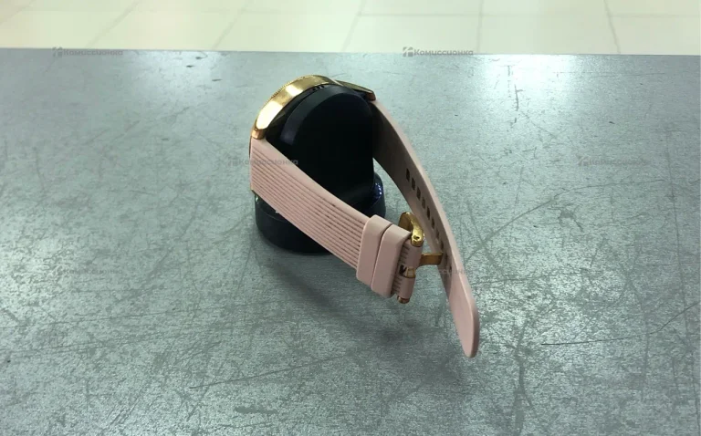 Часы  samsung galaxy watch