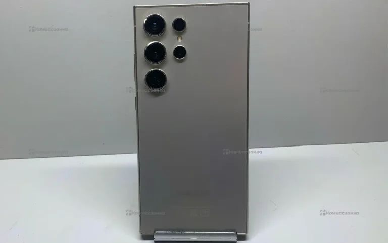 Samsung Galaxy S24 Ultra 8/256 ГБ