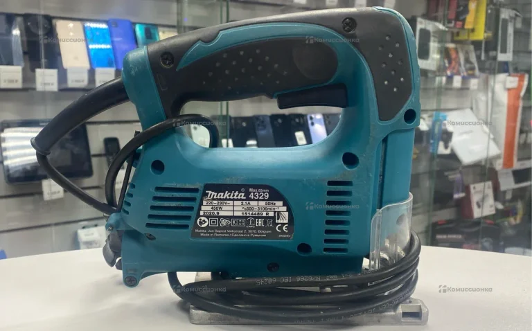 Электролобзик makita 4329