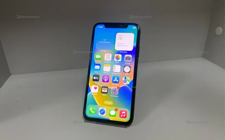 Apple iPhone X 3/64 ГБ